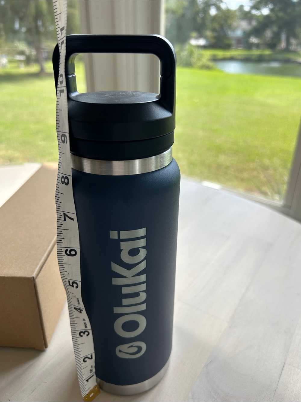 NEW Stainless Olukai 28 oz Water Bottle - Picture 6 of 8